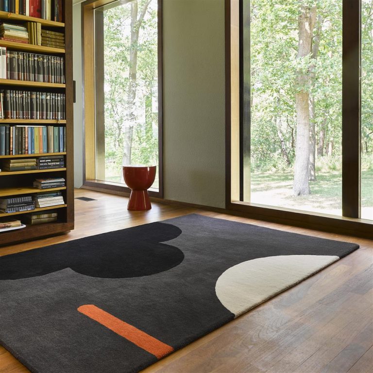 Ковёр Geo Flower Graphite 60605 — Orla Kiely