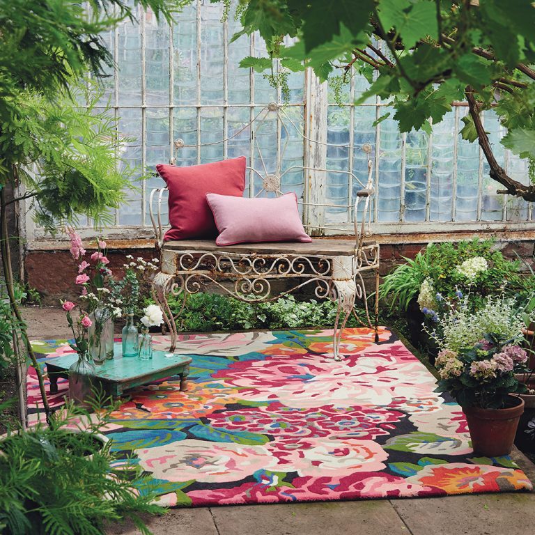 Ковёр Rose & Peony Cerise 45005 — Sanderson