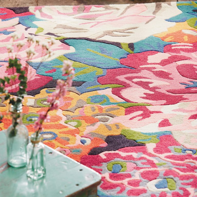 Ковёр Rose & Peony Cerise 45005 — Sanderson