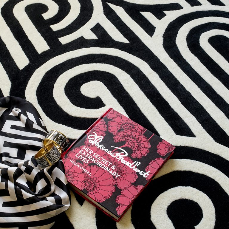 Ковёр Turnabouts Black 039205 — Florence Broadhurst