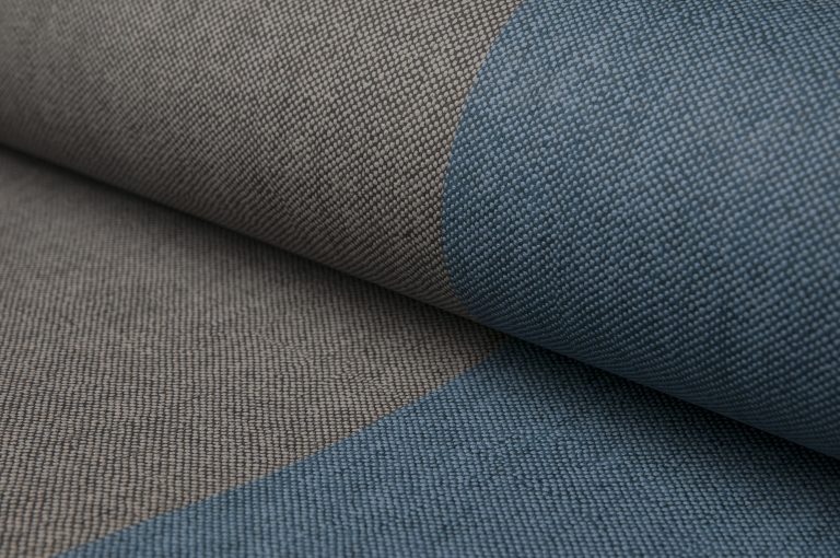 Обои Arte — GRANDE STRIPE — Eléphant et Midnight Blue — 30028