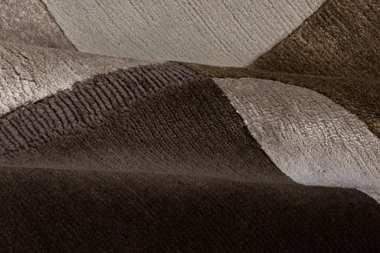 Индийский ковёр из шерсти — TECTONIC