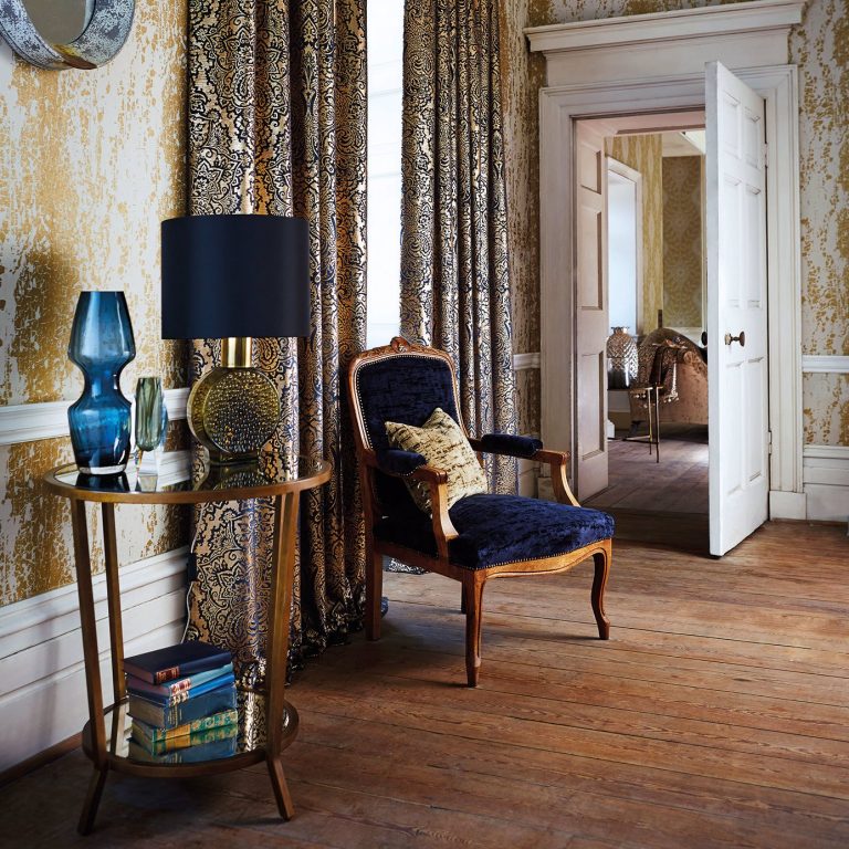 Ткань — Harlequin — AURELIA — Gold — HBLV130964