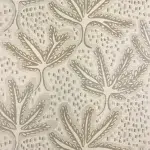 Обои Pierre Frey — Bonsai — Lait D’amande FP494002 (коллекция Les Dessins 3)