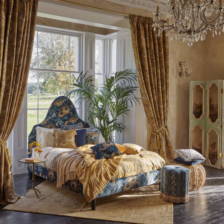 Ткань — Clarke and Clarke — SUNFOREST — OLIVE/RUSSET — F1660/03
