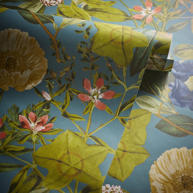 Обои — Clarke and Clarke — PASSIFLORA — CHAMBRAY — W0143/01