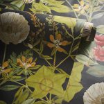 Обои — Clarke and Clarke — PASSIFLORA — NOIR — W0143/04