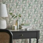Обои — Clarke and Clarke — GOLDEN LILY — LINEN/BLUSH — W0174/01