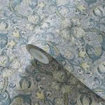 Обои — Clarke and Clarke — GOLDEN LILY — SLATE/DOVE — W0174/02