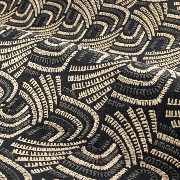 Обои Casamance — Piquey Noir taupe 77020423 (Коллекция Mimbeau)