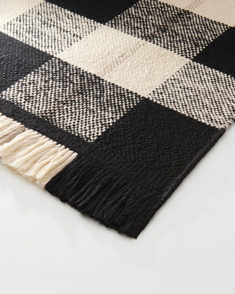 Ковёр Nordic Knots —  Plaid – Black/Cream — 140×200