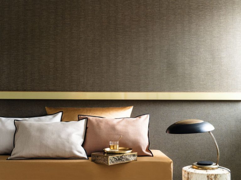 Обои — Casamance — Scandium Noir/Dore — A75031630