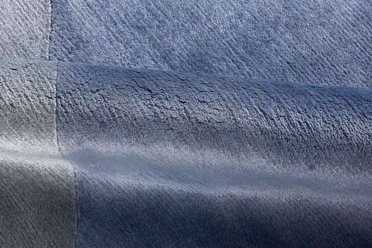 Индийский ковёр из арт-шёлка — PRISMATIC
