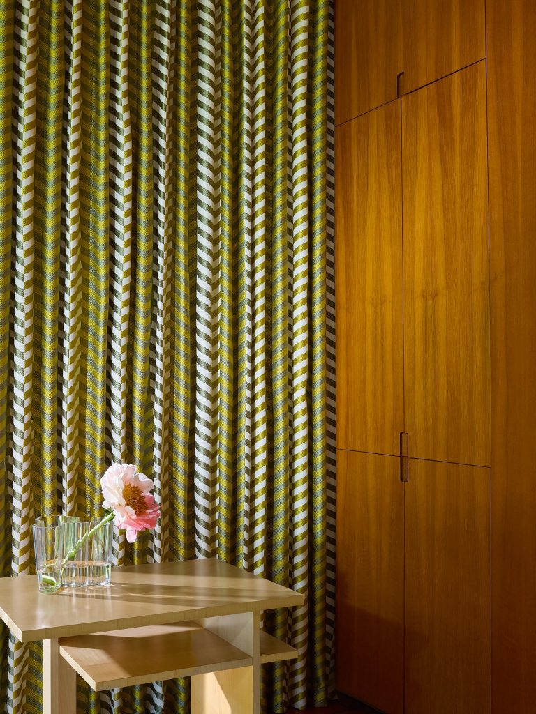 Обои — Pierre Frey — MINNEAPOLIS Ombre — FP943005