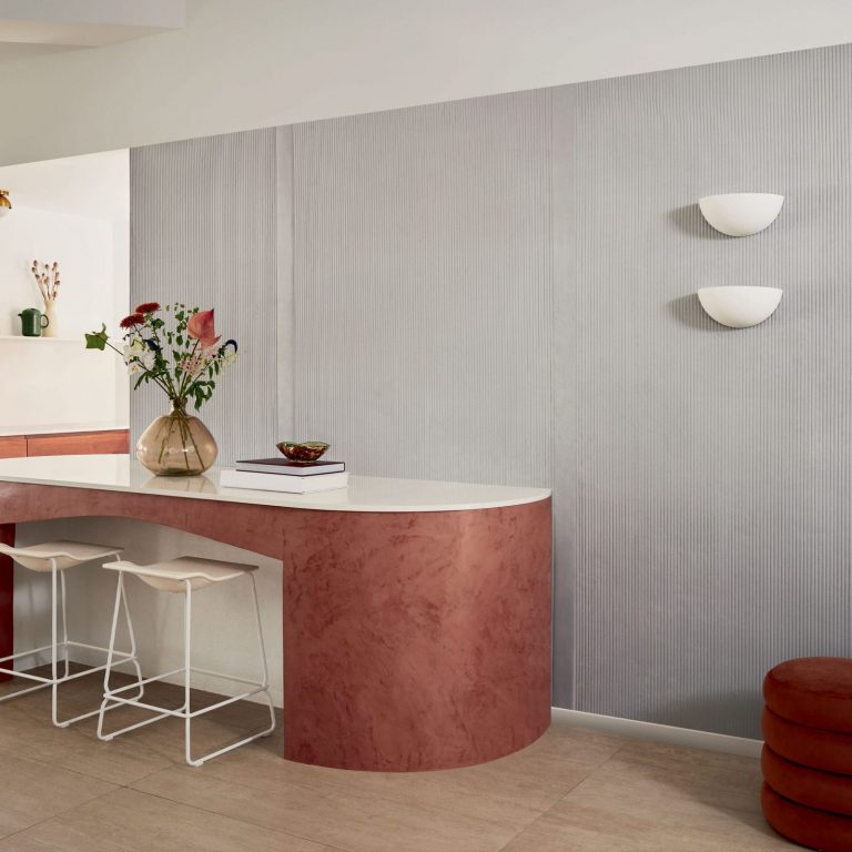 Обои Elitis — Colonne RM 1044 40 (Коллекция Rayures jumelles )