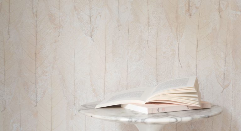 Обои Elitis — Blanche neige RM 972 01 (Коллекция Ecrin )