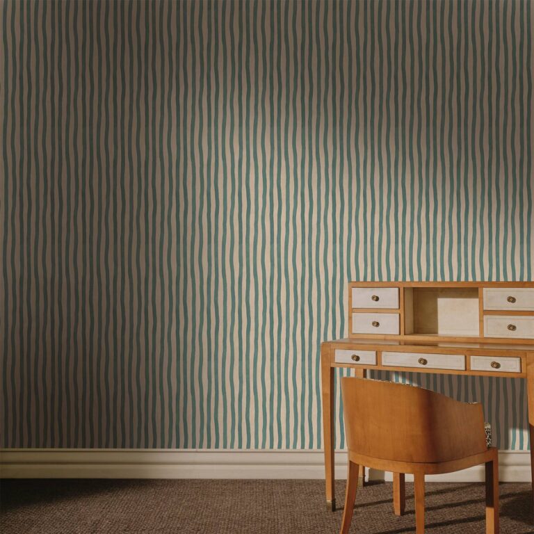 Обои House of Hackney — Artist’s Stripe — Euphorbia & Alabaster