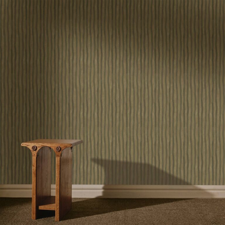 Обои House of Hackney — Artist’s Stripe — Moss & Carex
