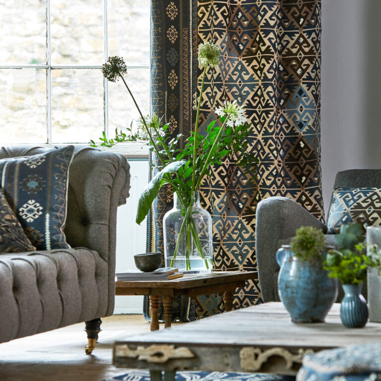 Ткань Morris & Co — Burdock & Star — Indigo — 236519