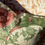 Ткань Morris & Co — Chrysanthemum Outdoor — Russet — 227100