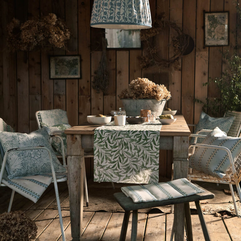 Ткань Morris & Co — Holland Park Stripe Outdoor — Mineral Blue — 227120