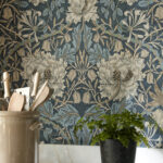 Обои Morris & Co — Honeysuckle & Tulip — Woad/Thyme — 217371