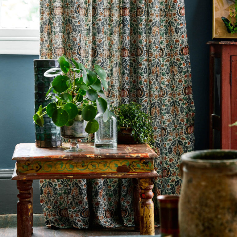 Ткань Morris & Co — Little Chintz — Teal/Saffron — 226409