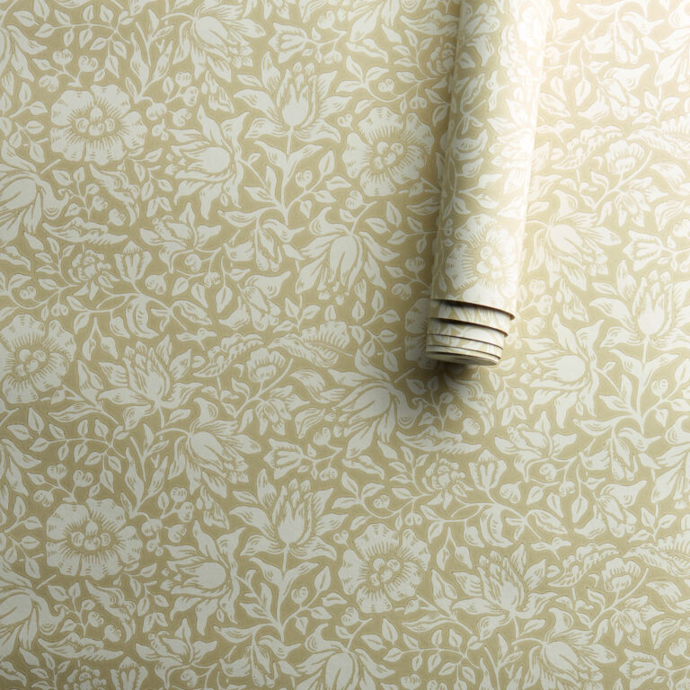 Обои Morris & Co — Mallow — Soft Gold — 216677