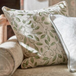 Ткань Morris & Co — Mistletoe Embroidery — Artichoke — 236816