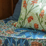 Ткань Morris & Co — Monkshood — Tangerine/Sage — 227221