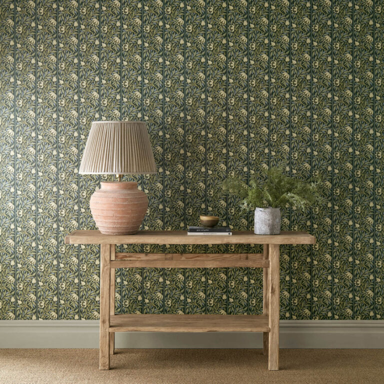 Обои Morris & Co — Peony Trellis — Bayleaf/Slate — 217571