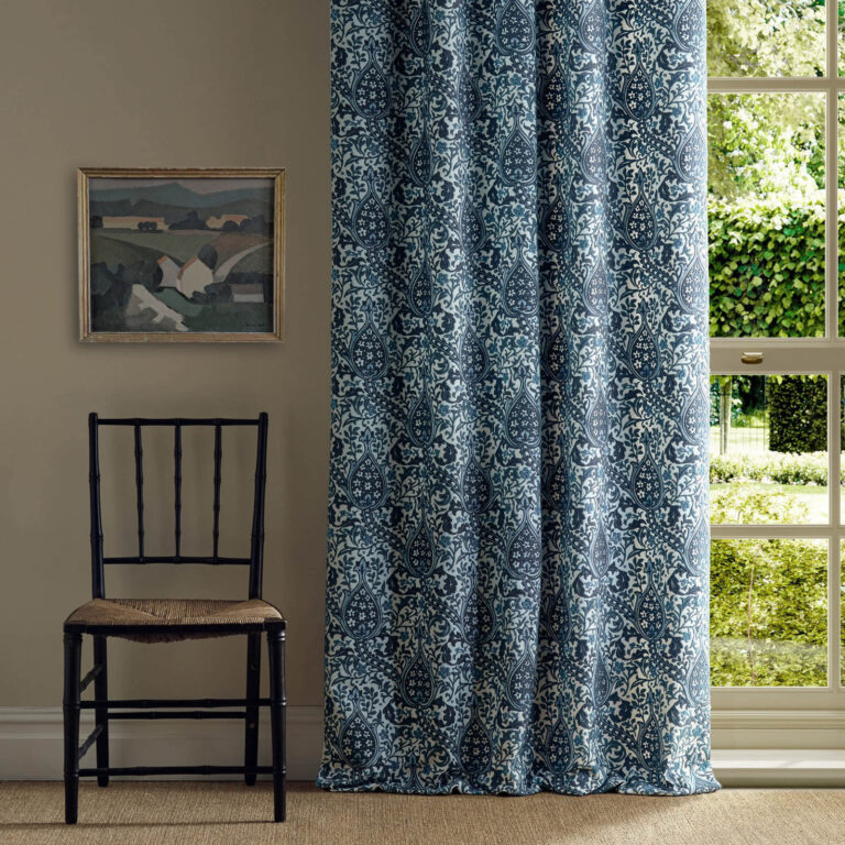 Ткань Morris & Co — Persian Tulip Embroidery — Indigo — 237681