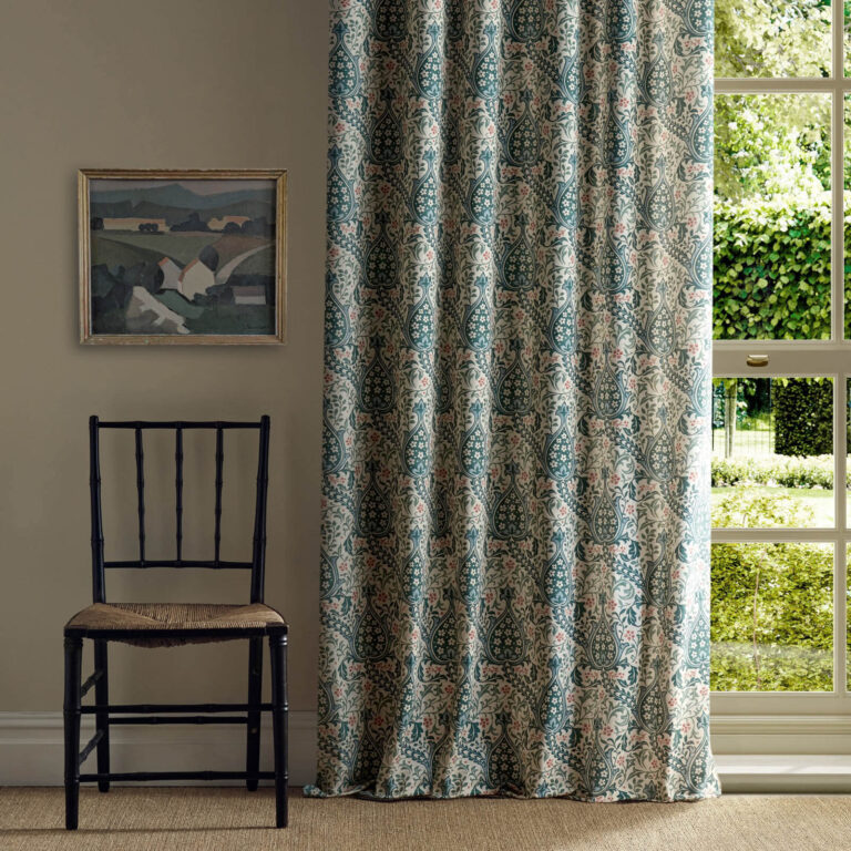 Ткань Morris & Co — Persian Tulip — Teal — 227383