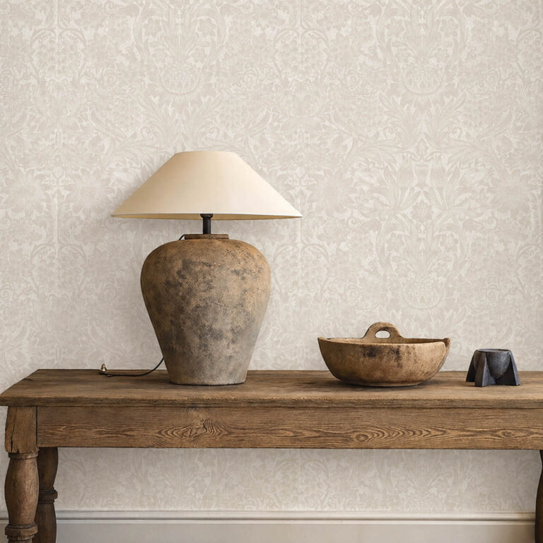 Обои Morris & Co — Pure Sunflower — Pearl/Ivory — 216048