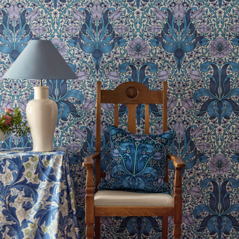 Обои Morris & Co — Spring Thicket — Indigo/Lilac — 217338