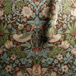 Обои Morris & Co — Strawberry Thief — Chocolate/Slate — 212565
