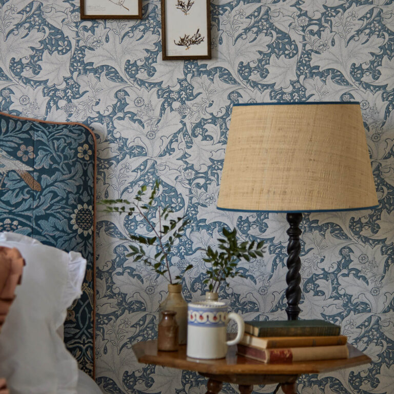 Обои Morris & Co — Wallflower — Woad Blue — 217187