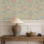 Обои Morris & Co — Wild Tulip & Vine — Multi — 217576