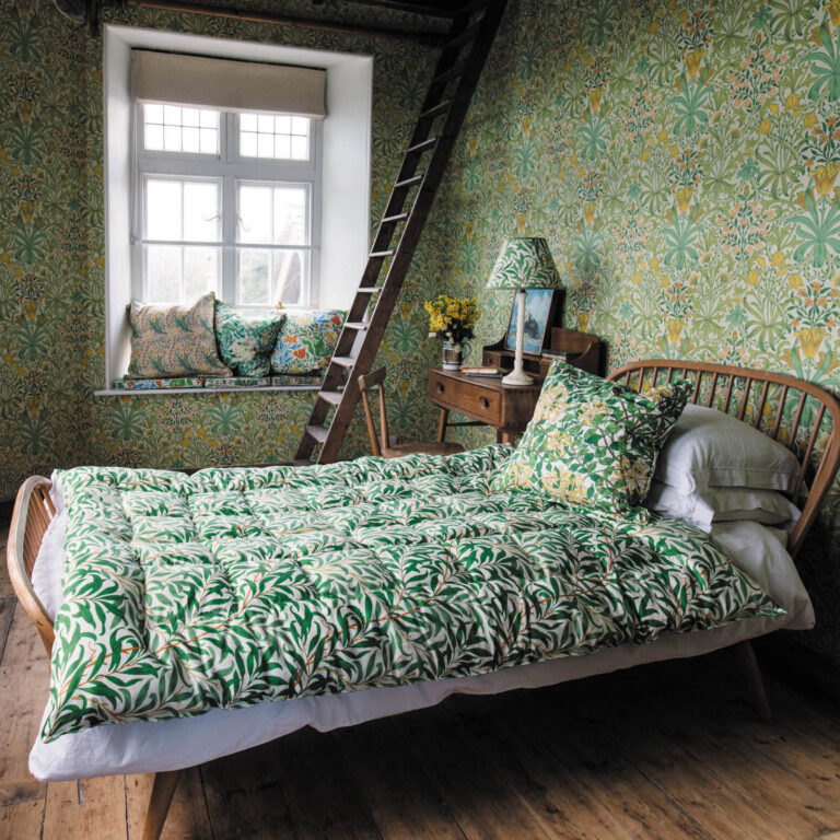 Ткань Morris & Co — Willow Boughs — Leaf Green — 226978