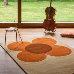 Ковёр Orla Kiely — Flower Placement Pumpkin/Ecru — 158203